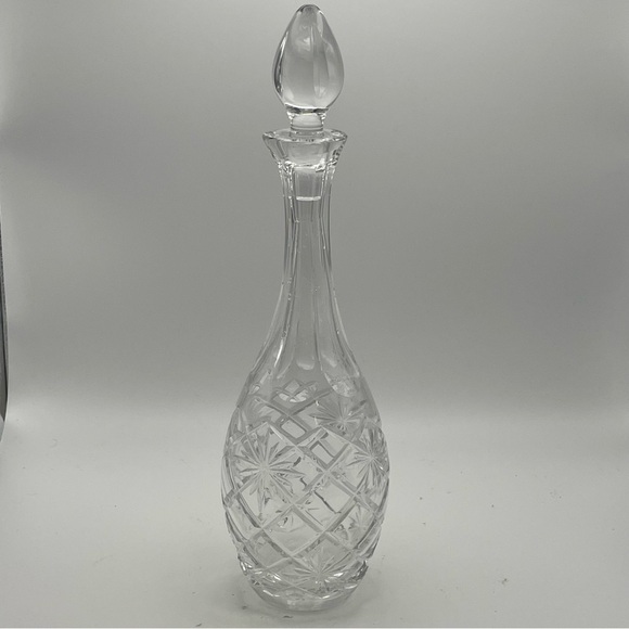 Crystal Decanter - Picture 1 of 11